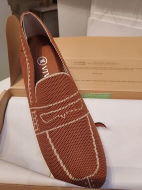 NIB Vivaia Woven Slip-On Loafer in Brown Size 36
